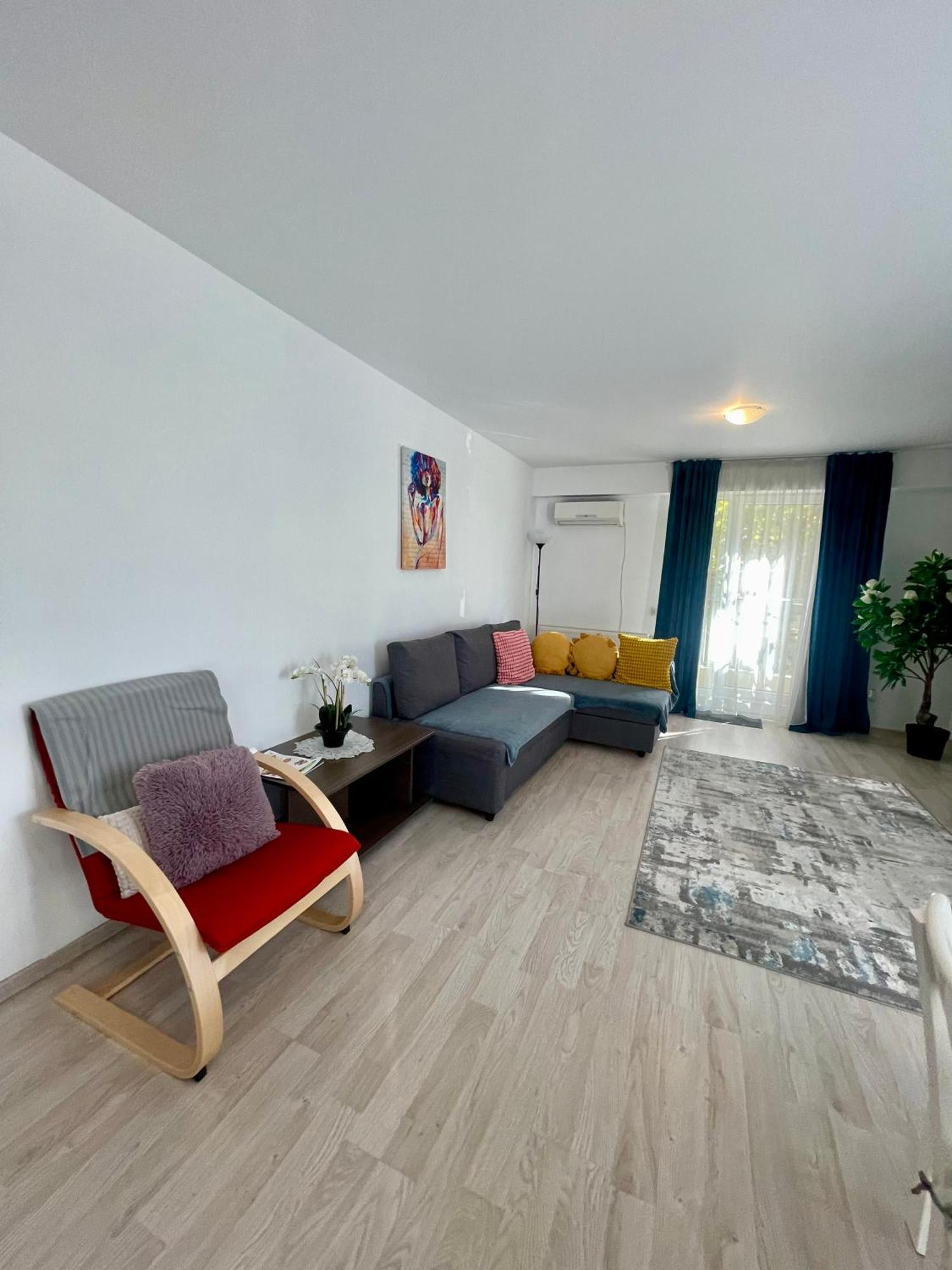 Fly Airport Residences & Therme-Self Check-In Otopeni Exterior photo